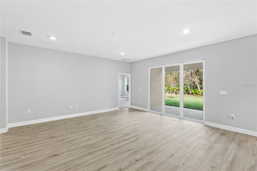 Spacious, unfurnished interior of a new home in , North Port (Image 14).