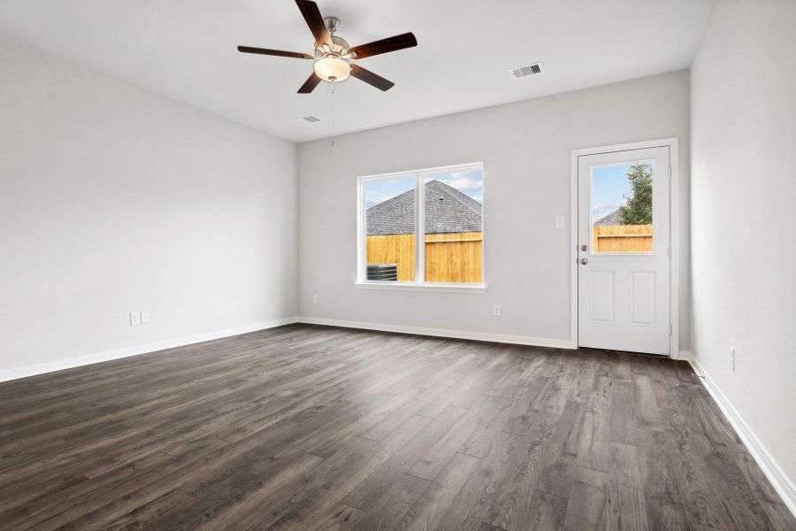 Spacious, unfurnished interior of a new home in Magnolia Woods, Magnolia (Image 13).
