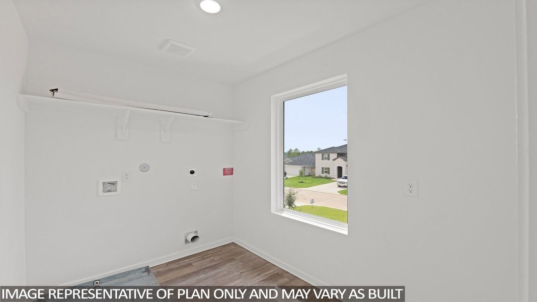 Spacious, unfurnished interior of a new home in Sunset Valley, Hockley (Image 19).