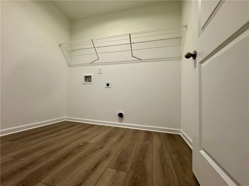 Spacious, unfurnished interior of a new home in Eastlyn Crossing, Flowery Branch (Image 20). Spacious, unfurnished interior of a new home in Eastlyn Crossing, Flowery Branch (Image 20).