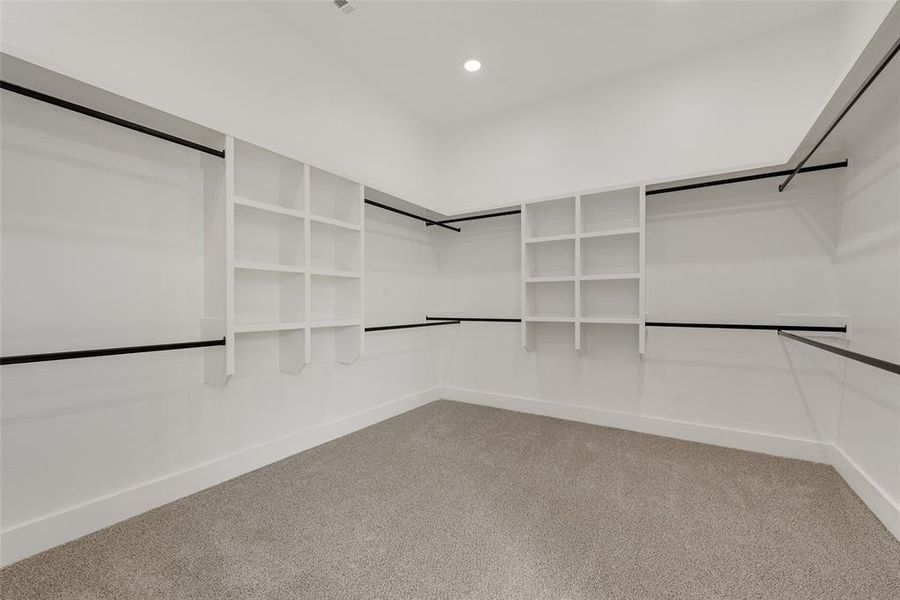 Image 27 of a home in Lincoln Pointe. Image 27 of a home in Lincoln Pointe.