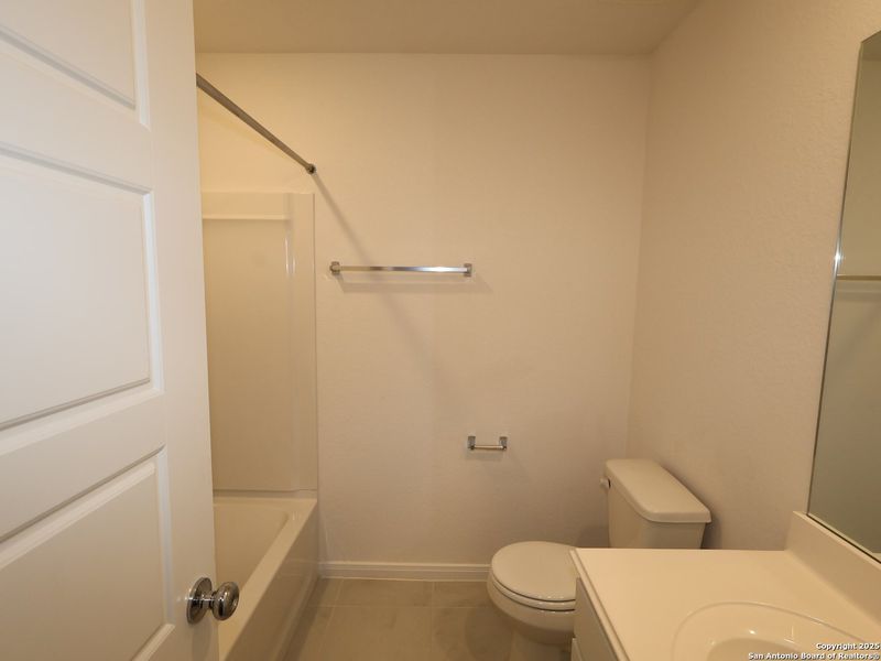 Furnished interior view inside a new home in Greenspoint Heights, Seguin (Image 13).