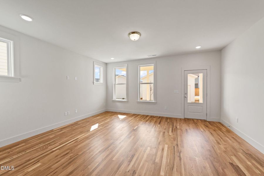 30-web-or-mls-VB4A9252