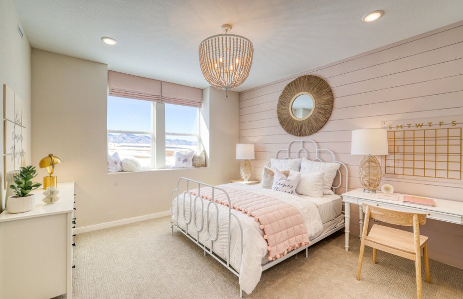 Furnished interior view inside a new home in Sterling Ranch, Littleton (Image 13).