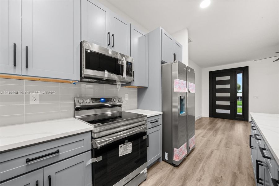 Furnished interior view inside a new home in , Sebring (Image 7).