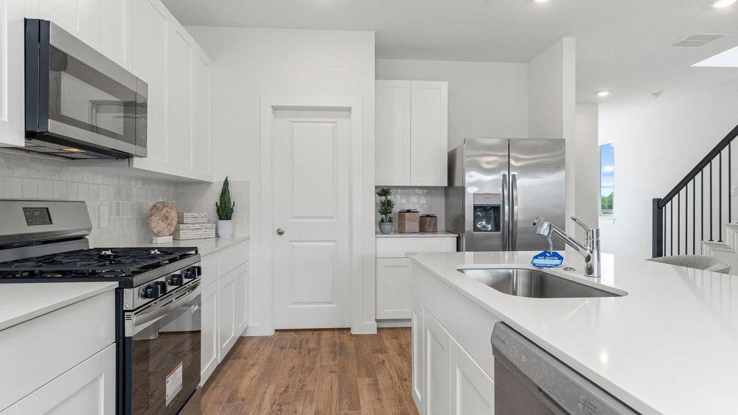 *Options vary. Dimensions approximate. Images/3D tour for illustration only. *Options vary. Dimensions approximate. Images/3D tour for illustration only.