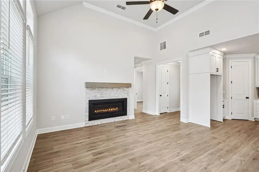 Spacious, unfurnished interior of a new home in Promenade at Sawnee Village, Cumming (Image 13).