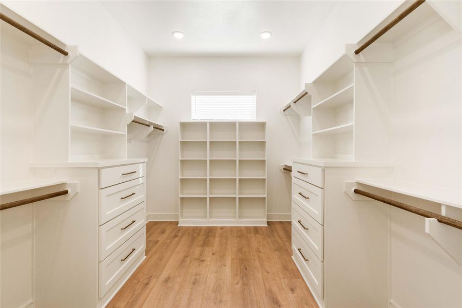 Spacious, unfurnished interior of a new home in , Bryan (Image 21).