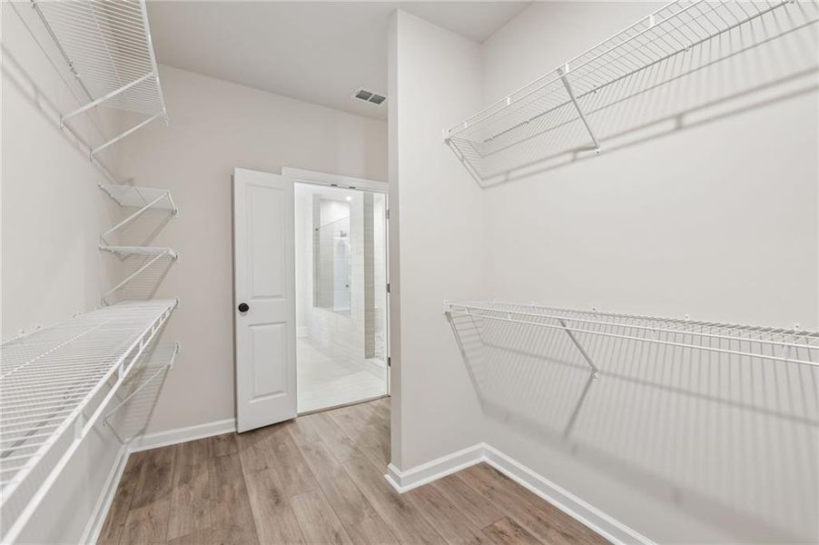 Spacious, unfurnished interior of a new home in Waterhaven, Cumming (Image 18).