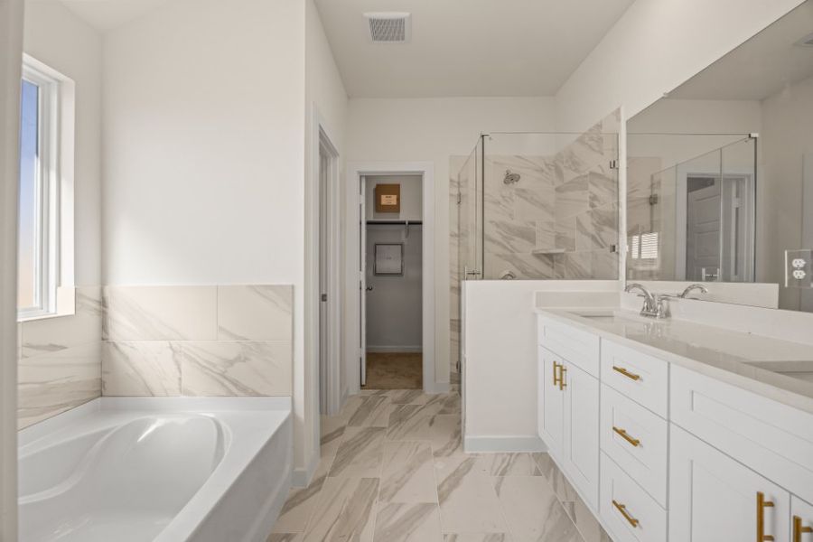 Furnished interior view inside a new home in Ashland, Houston (Image 11).