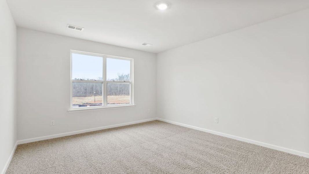 Spacious, unfurnished interior of a new home in Varner Station, Woodruff (Image 26).