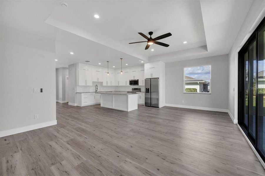 Spacious, unfurnished interior of a new home in , Rotonda West (Image 13).