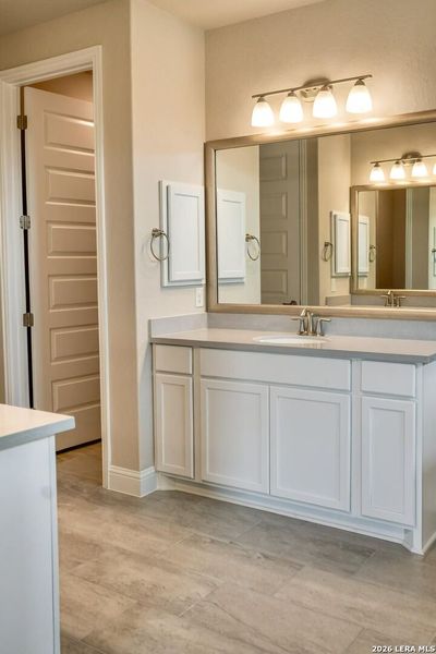 Furnished interior view inside a new home in Buffalo Crossing, Cibolo (Image 6).
