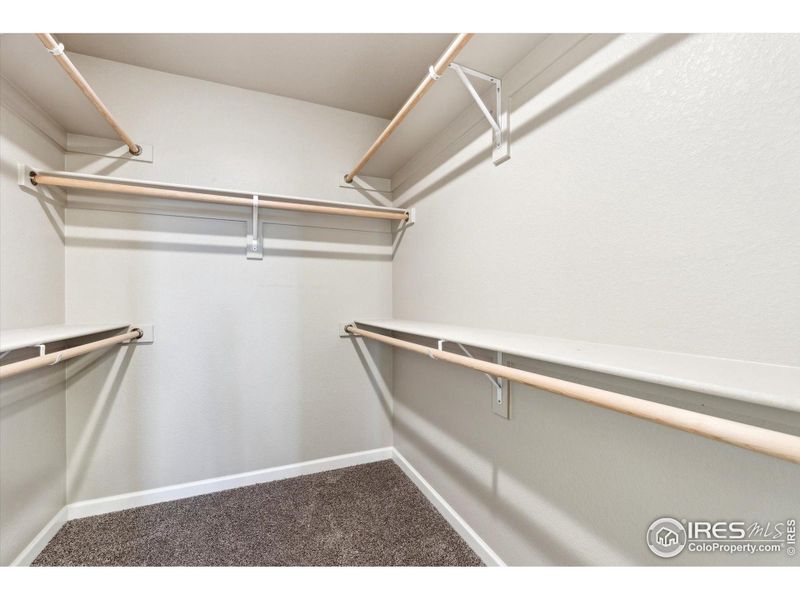 Spacious, unfurnished interior of a new home in Pintail Commons at Johnstown Village, Johnstown (Image 12).