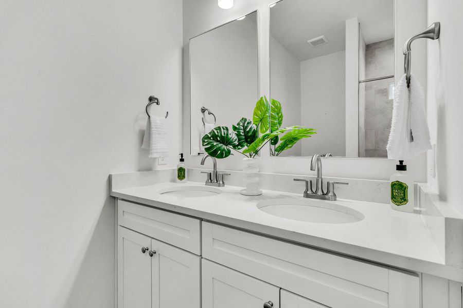 Close-up of interior finishes inside a home in , Goose Creek (Image 19).