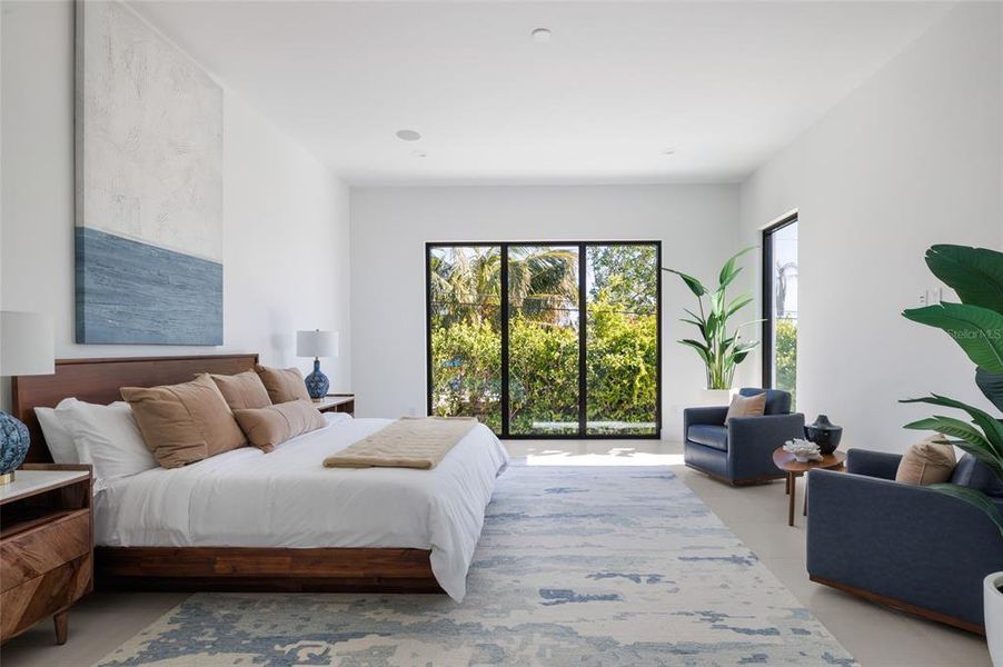 Furnished interior view inside a new home in , Sarasota (Image 31).
