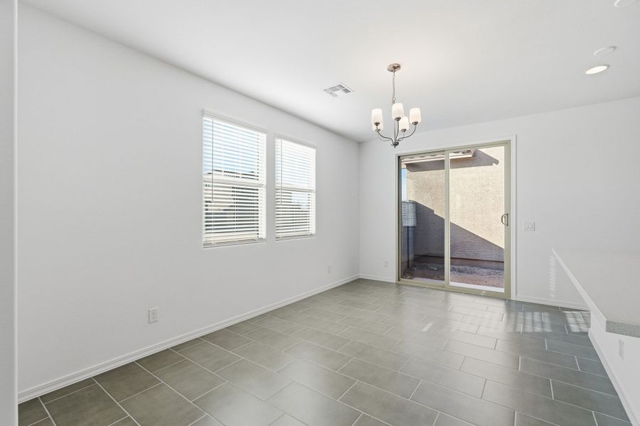 Spacious, unfurnished interior of a new home in Parkside, Avondale (Image 22).
