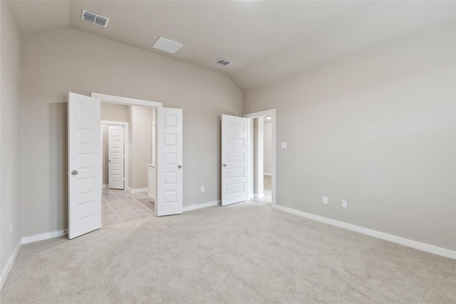 Spacious, unfurnished interior of a new home in Eastridge, McKinney (Image 31). Spacious, unfurnished interior of a new home in Eastridge, McKinney (Image 31).