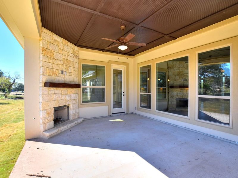 Representative exterior details of a home built from the Catalina by Giddens Homes in Clearwater Ranch, Liberty Hill (Image 39).
