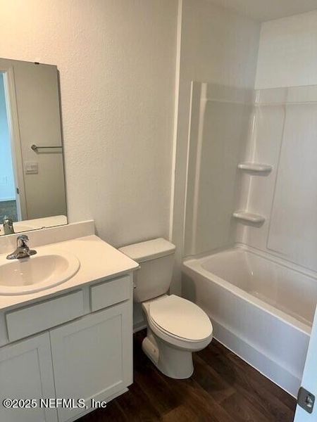 Furnished interior view inside a new home in Corsair, Middleburg (Image 14).