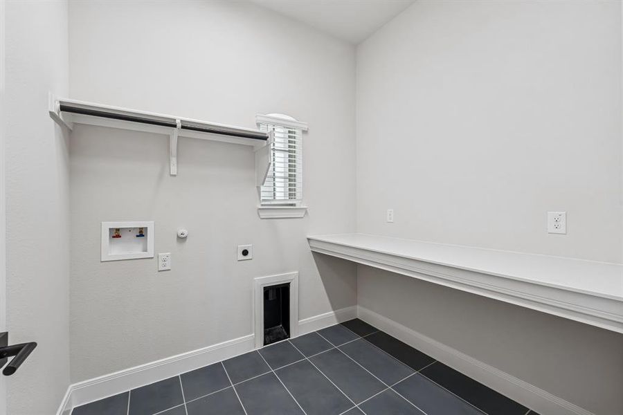 Spacious, unfurnished interior of a new home in South Pointe  Village Series, Mansfield (Image 31).