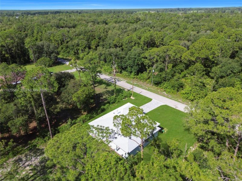 Natural landscape and outdoor views near in Lehigh Acres (Image 38). Natural landscape and outdoor views near in Lehigh Acres (Image 38).