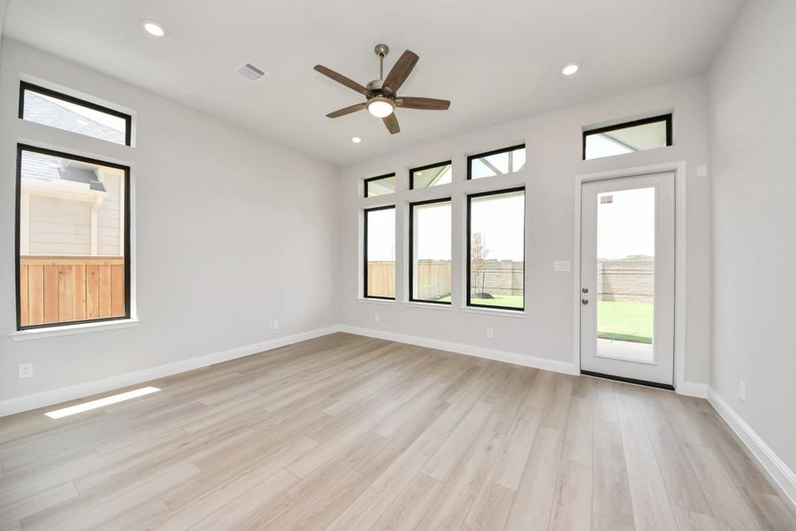 Spacious, unfurnished interior of a new home in Bridgeland: Signature Collection, Cypress (Image 21).