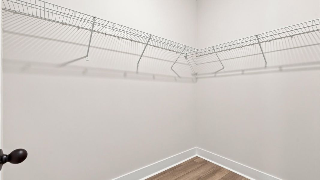 Walk-in Closet