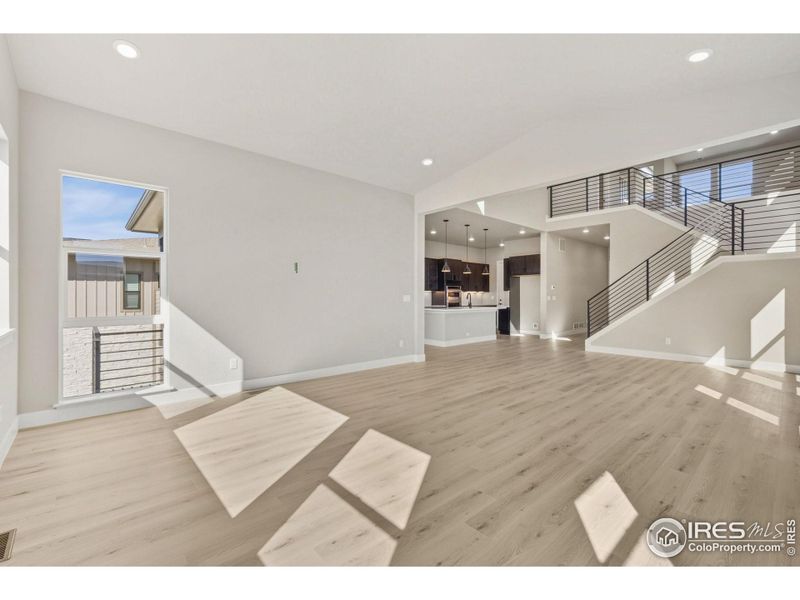 Spacious, unfurnished interior of a new home in Kitchel Lake at Serratoga Falls, Timnath (Image 10).