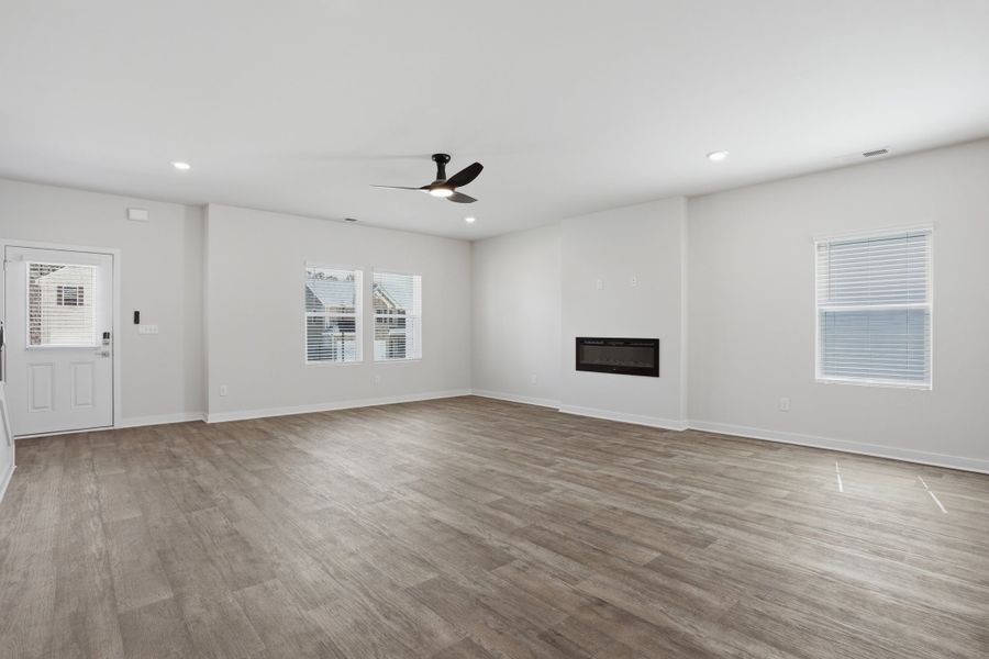 5br New Home in Fairburn, GA.  - Slide 27