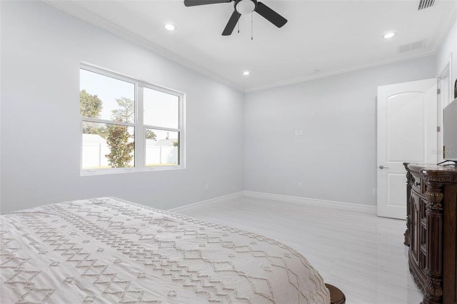 Spacious, unfurnished interior of a new home in , Palm Coast (Image 24).