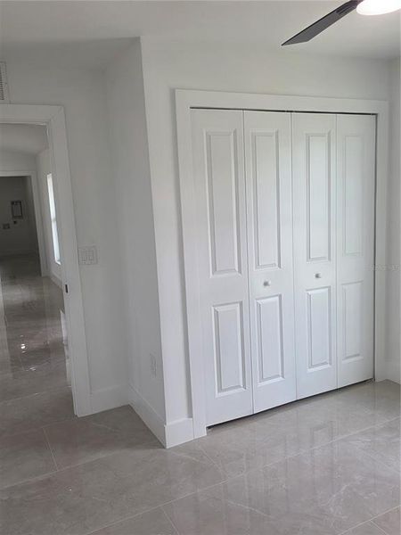 Spacious, unfurnished interior of a new home in , Cape Coral (Image 22).