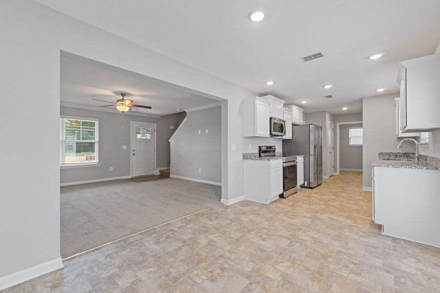 Image 22 of a home in Stonehenge. Image 22 of a home in Stonehenge.