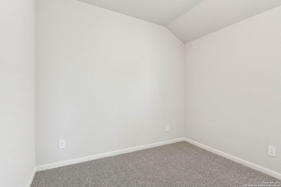 Spacious, unfurnished interior of a new home in Sagebrooke - Premier Series, San Antonio (Image 31).