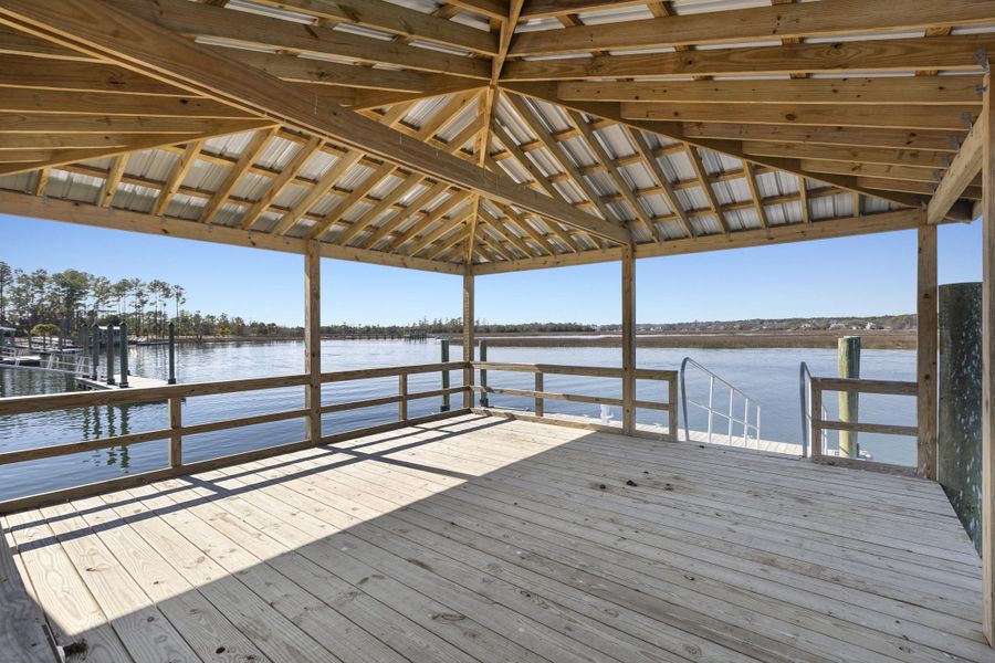 Community amenities in , Charleston (Image 45).