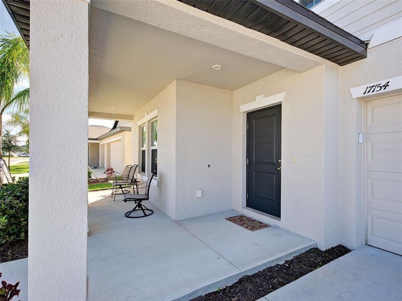 Exterior details and patio area of a home in , North Fort Myers (Image 3).