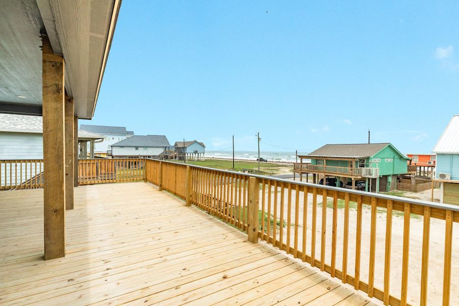 Exterior details and patio area of a home in , Surfside Beach (Image 19).