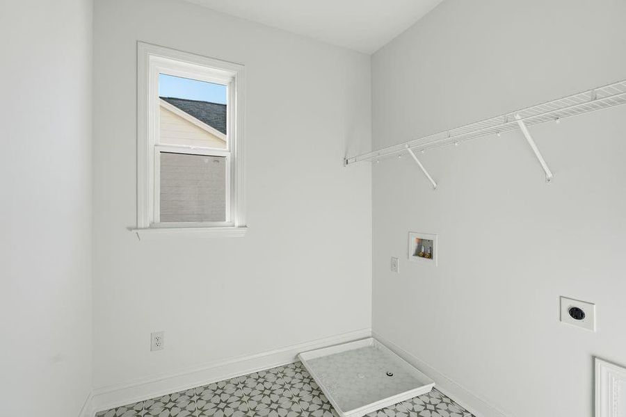 Spacious, unfurnished interior of a new home in Reserve at Hickory Walk, Kennesaw (Image 40).