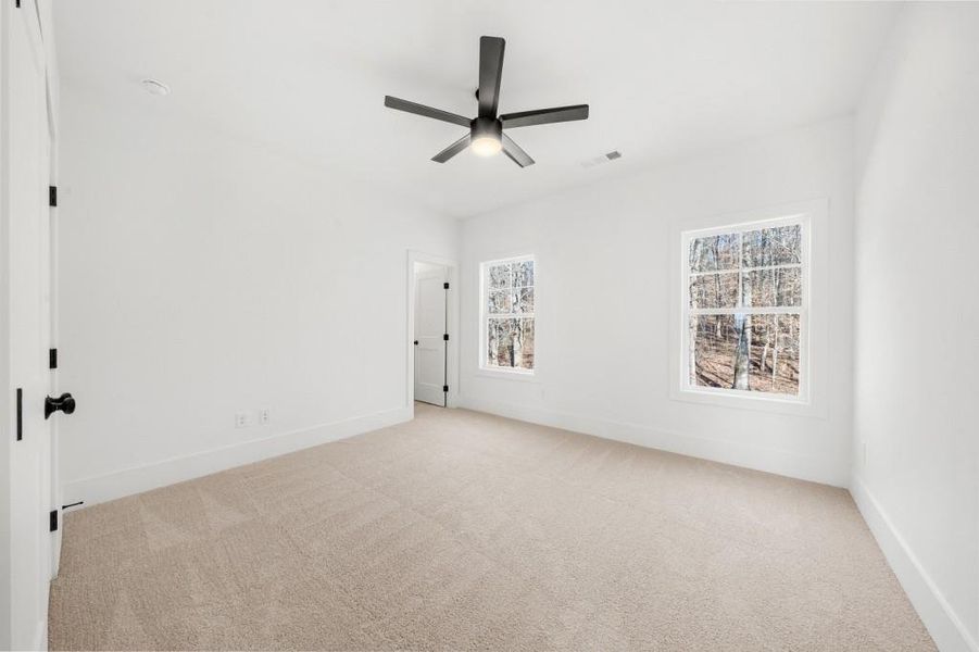 Image 44 of a home in .