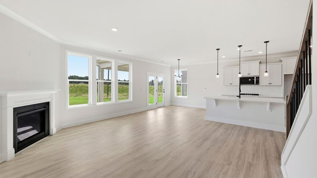 Spacious, unfurnished interior of a new home in Seven Oaks, Greenwood (Image 25).