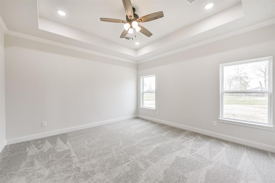 Spacious, unfurnished interior of a new home in , Baytown (Image 29).