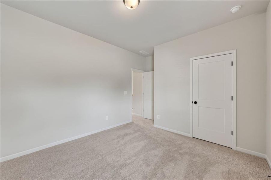 Spacious, unfurnished interior of a new home in , Loganville (Image 41).