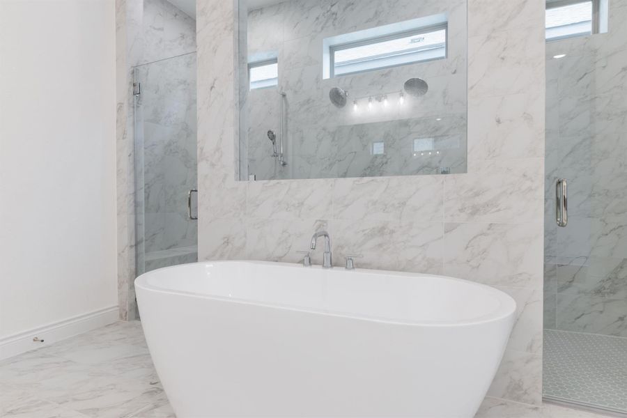 Primary Freestanding Tub