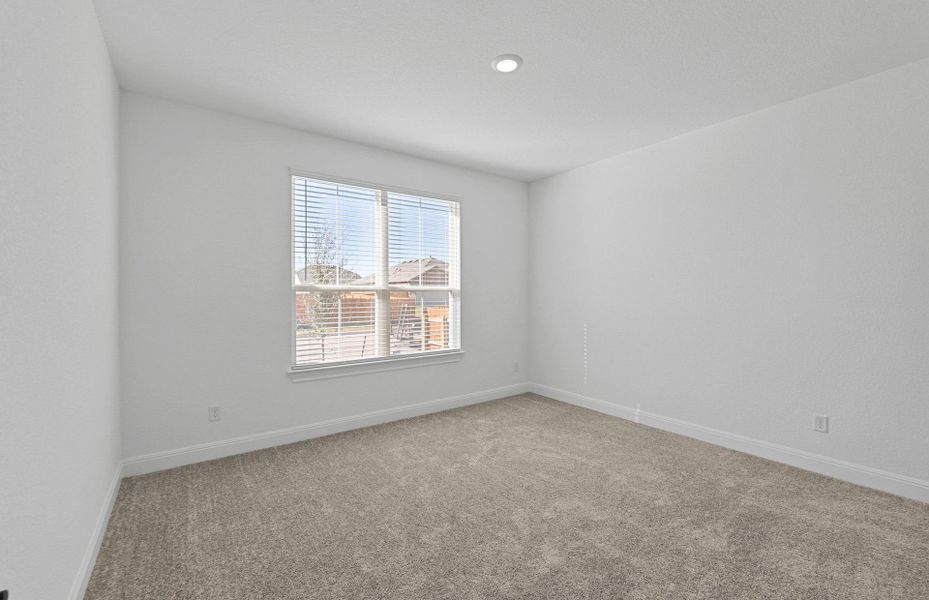 Spacious, unfurnished interior of a new home in Lagos, Manor (Image 35).