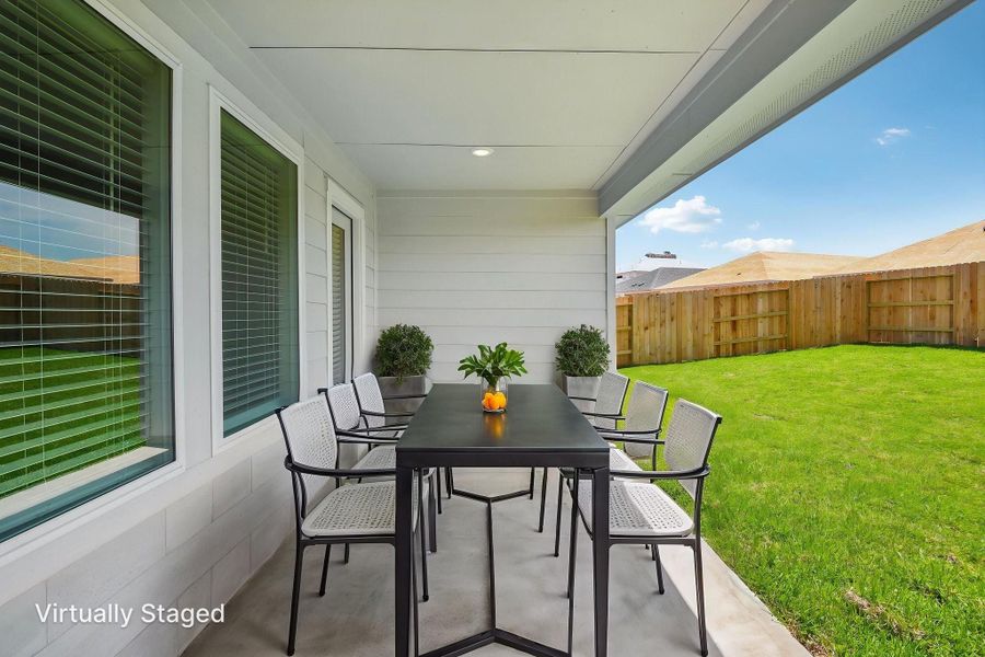 Photo is not of the actual home, but is an inspirational photo of builder’s model home and may depict options, furnishings, and/or decorator features that are not included Photo is not of the actual home, but is an inspirational photo of builder’s model home and may depict options, furnishings, and/or decorator features that are not included