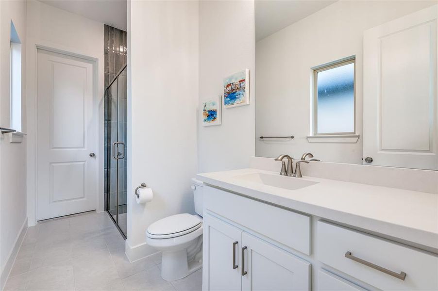 Furnished interior view inside a new home in Sandbrock Ranch, Aubrey (Image 15).