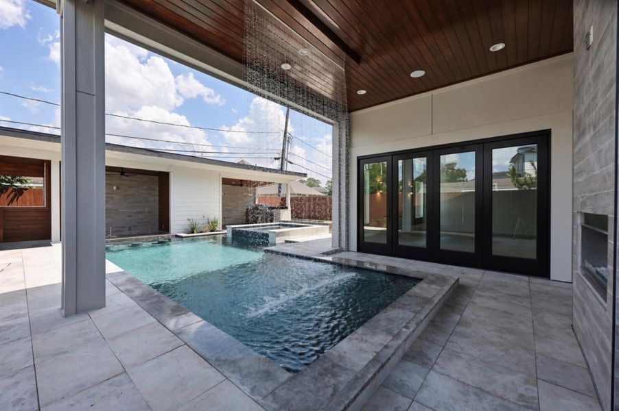Exterior details and patio area of a home in , Houston (Image 29).