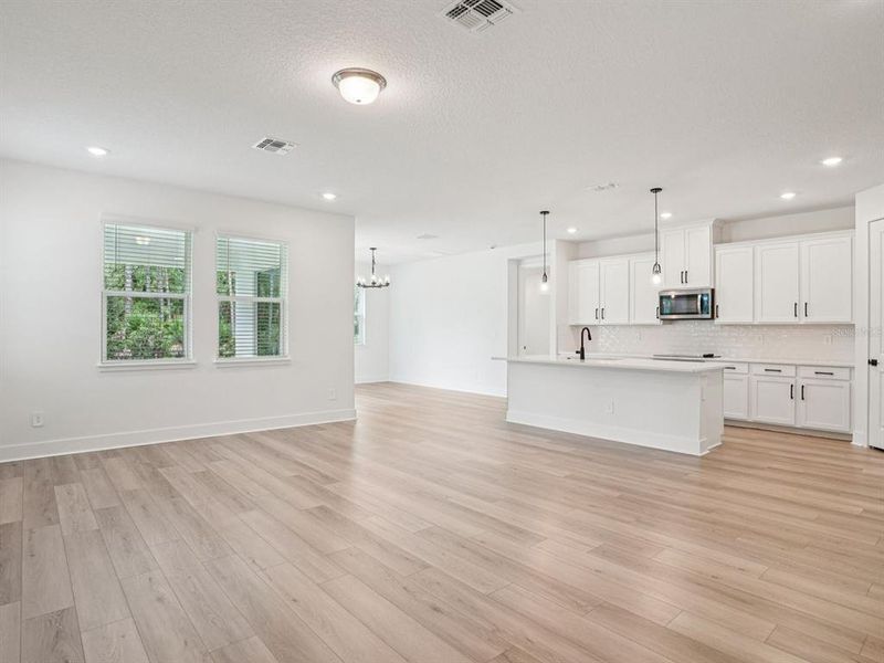Spacious, unfurnished interior of a new home in , Ormond Beach (Image 7).