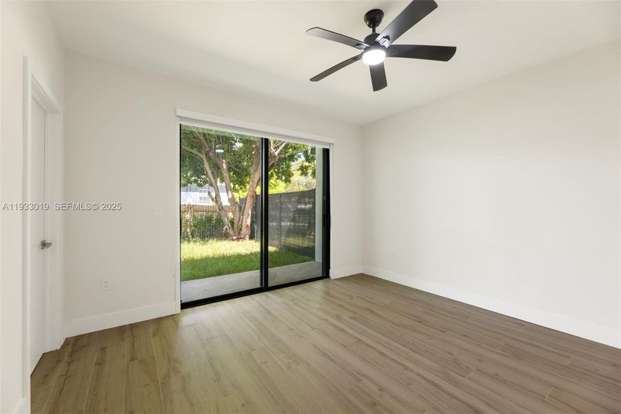 Spacious, unfurnished interior of a new home in , Miami (Image 40).