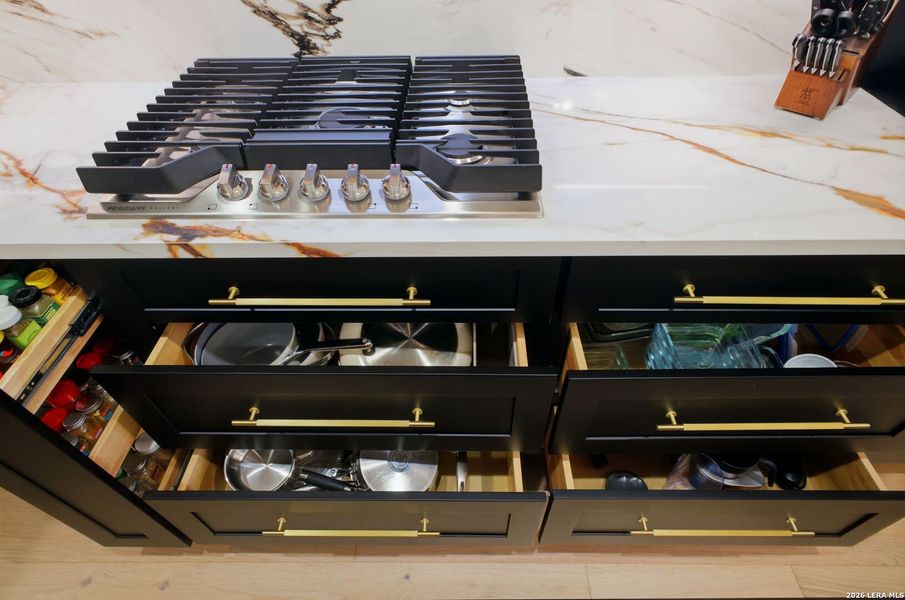 Close-up of interior finishes inside a home in Grayson House, San Antonio (Image 23). Close-up of interior finishes inside a home in Grayson House, San Antonio (Image 23).